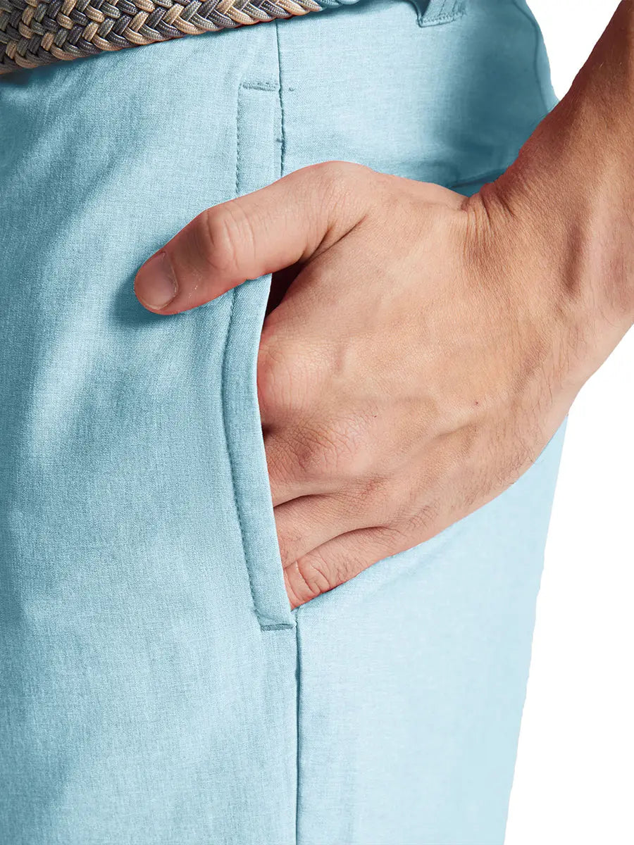 SKY BLUE 7 Inch Heather Performance Golf Shorts detail shot of right hand in side pocket